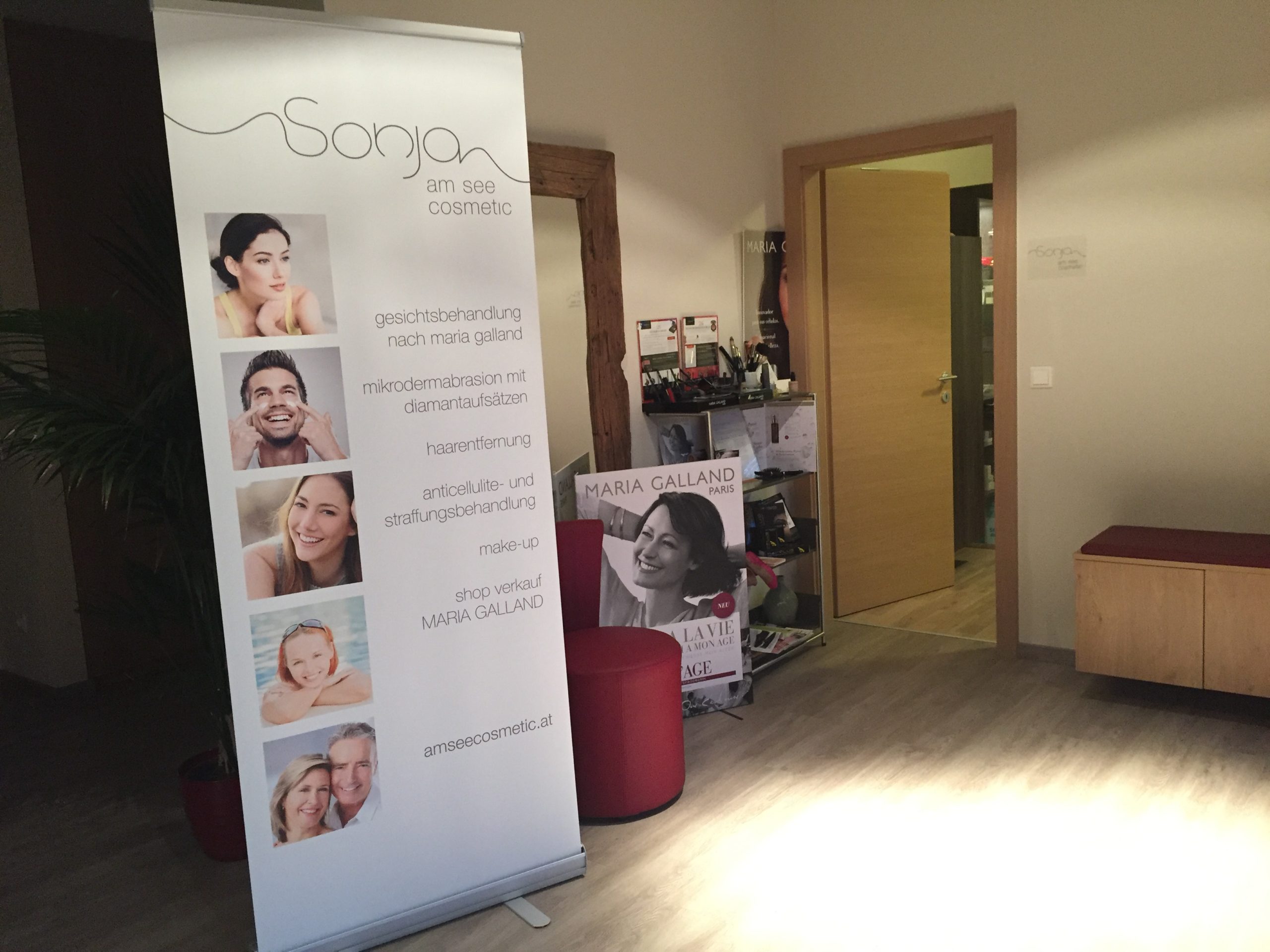 amseecosmetic, roll up