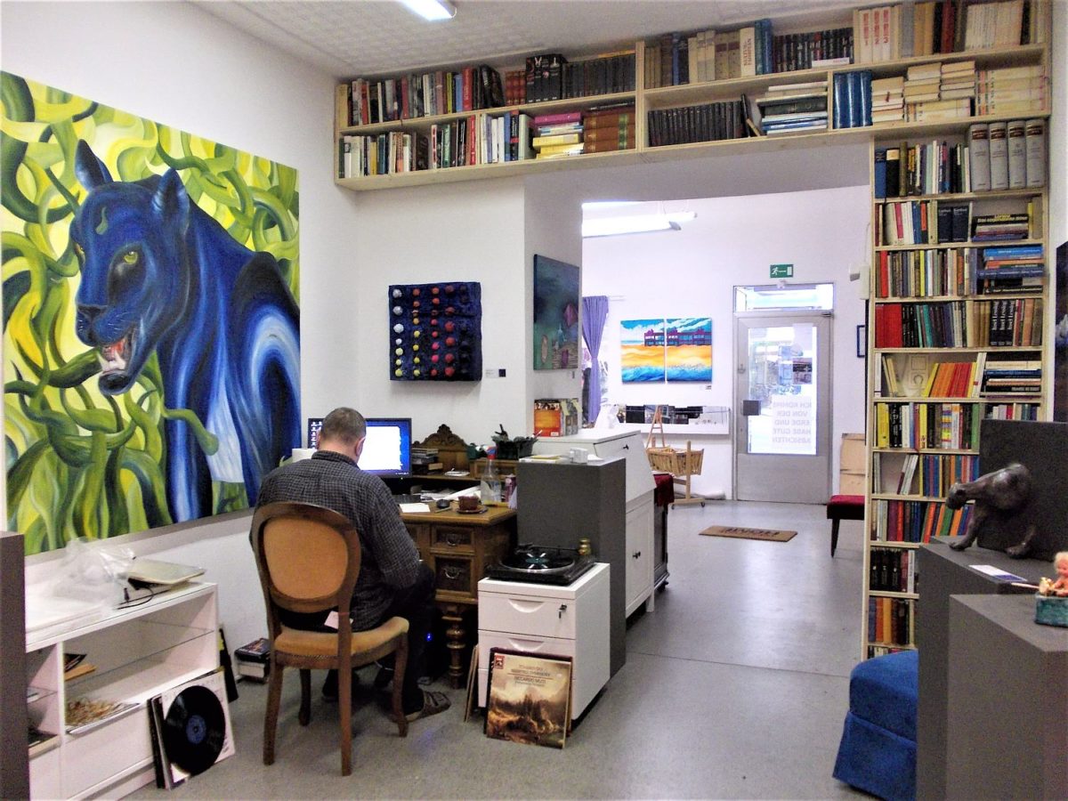 Buecher-LPS_Galerie-Blaues-Atelier