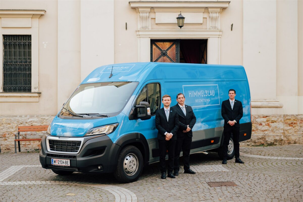 24 h Stunden rundum Service mit Hausabholungen (c) Bestattung Himmelblau Daniel Willinger